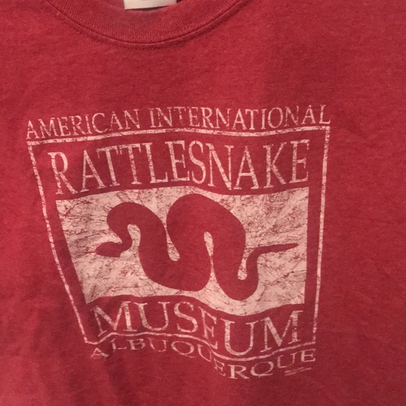 American International Rattle Snake Museum Faded Red Tshirt with White Print - Picture 3 of 4